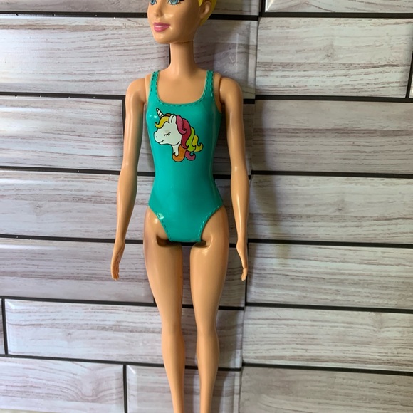 Barbie Color Reveal Unicorn Fun Party Summer Doll Very Rare 11.5" Blonde - Picture 2 of 16